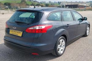 FORD FOCUS SW - SPAZIOSA PER LAVORO E FAMIGLIA