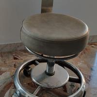 sedia medica in pelle