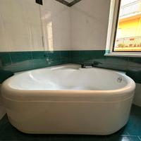 vasca da bagno angolare 