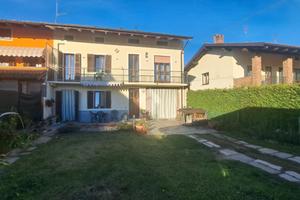 CASA SEMINDIPENDENTE A CAVAGLIÀ