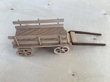 carrettino in legno in miniatura