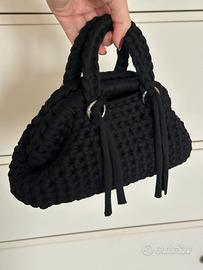 Clutch bag nera con manici