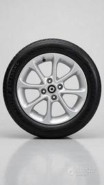 4 CERCHI LEGA originali SMART  da 15’ e 4 GOMME