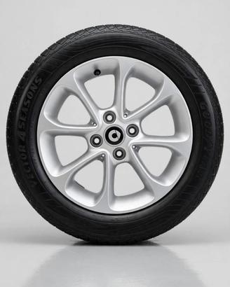 4 CERCHI LEGA originali SMART  da 15’ e 4 GOMME
