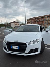 AUDI TT MK3 2.0 TDI 184CV - Cinghia Fatta