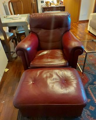 Poltrona Frau con pouf