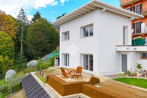 VILLA SINGOLA A COAZZE