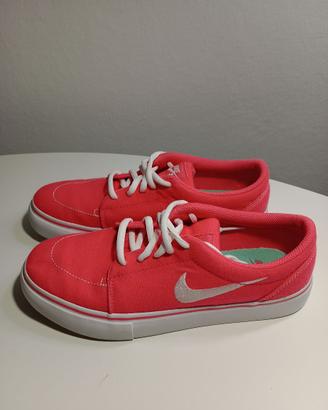 Nike SB Check Solarsoft Pink White Canvas Trainers