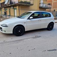 Alfa Romeo 147 1.9 JTD M-JET 16V 5 porte Dist.