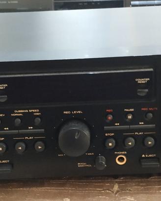 Amplificatore e articoli audio vari