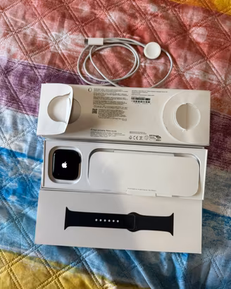 Apple Watch SE (3ªGenerazione)44 mm pari al nuovo
