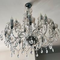 Lampadario con gocce, 15 punti luce