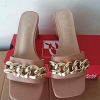 Ciabatte con tacco alto