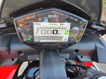 Aprilia Tuono 660