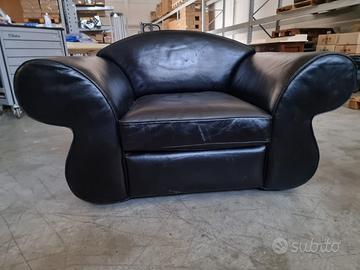 DIVANO/POLTRONA VERA PELLE NERA DI DESIGN