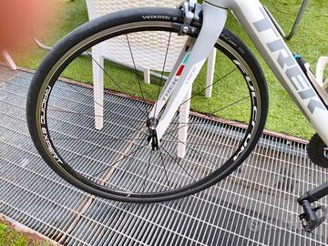 bicicletta da corsa Trek Madone