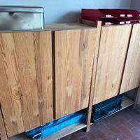 MOBILI/ARMADIETTI IN LEGNO DI PINO