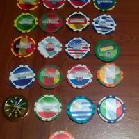 21 gettoni di nazione diversa di metallo