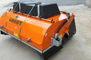 Benne Spazzatrici Idrauliche con Raccolta