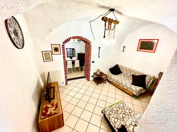 Rustico 65mq,giardino vista mare,box fronte mare