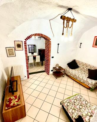Rustico 65mq,giardino vista mare,box fronte mare