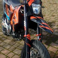 KTM 690 smc/r