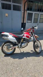 Yamaha TT 600 R