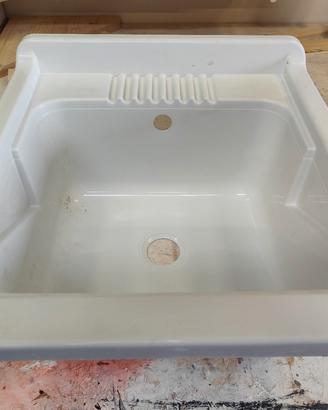 lavabo in resina 