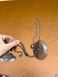 Applique in ferro battuto
