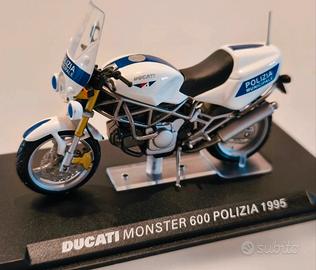 Ducati Monster 600 Polizia 1/24