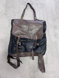 Zaino in finta pelle