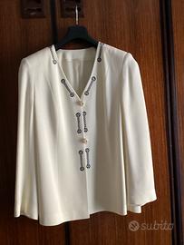 Giacca in crepes di lana foderata bianca