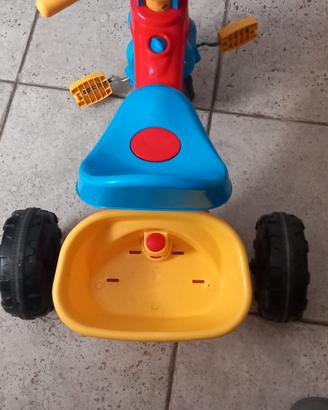triciclo bambini  3/4 anni 