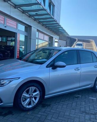 VOLKSWAGEN Golf 1.5 TGI DSG Life