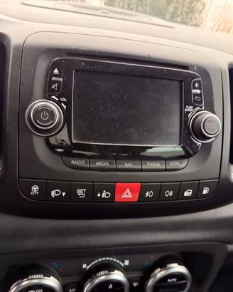 Autoradio senza codice FIAT 500L anno 2014
