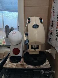 macchina da caffè frog e macchina dolce gusto