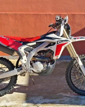 Fantic Motor XEF 250 ENDURO SIX DAYS