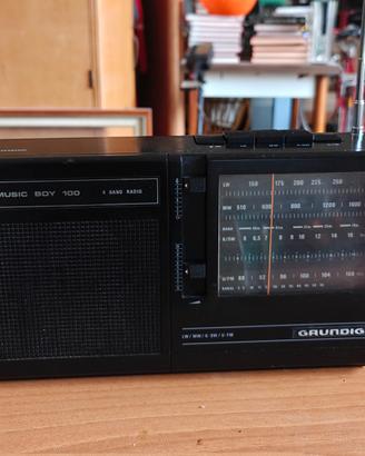Radio Grundig Music Boy 100 