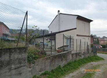 Immobile in asta di 259 m² con 4 locali e box auto