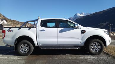 Auto Ford Ranger 2.2