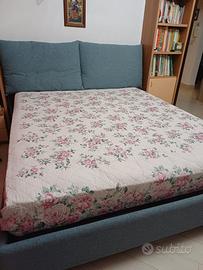 Letto matrimoniale contenitore con materasso