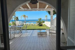 Villetta a Diamante sulla spiaggia dal giardino