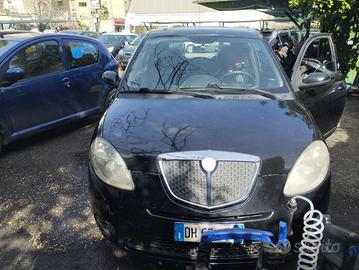 Lancia ypsilon 1.3mjt 90cv