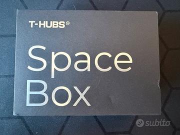 TeslaHubs - SPACE BOX (Tesla Carplay)