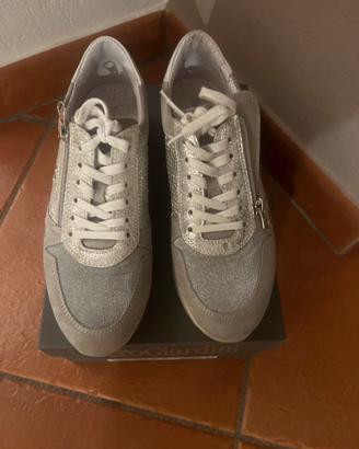 Scarpe nero giardini