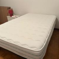 Letto una piazza e mezza