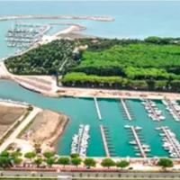 Posto barca 10mt Porto di Cecina