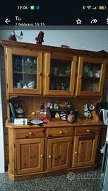 credenza rustica in  frassino con vetrine