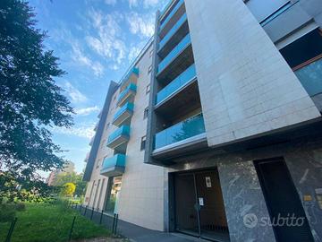 Appartamento di 135 m² con 4 locali e box auto dop