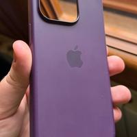 Cover iphone 16 pro viola